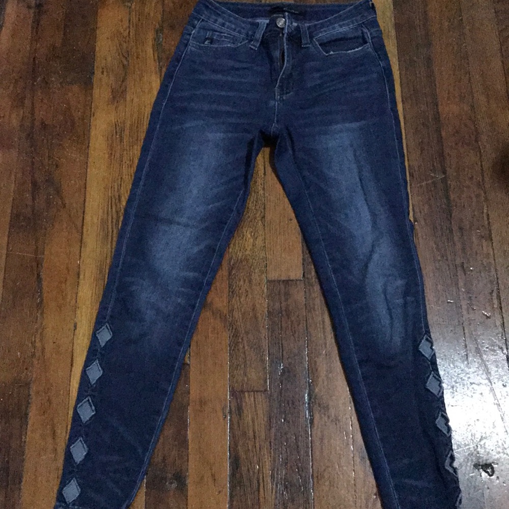 Jeans - Picture 2 of 3